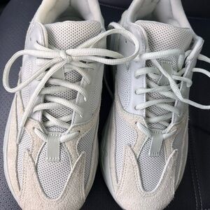 Yeezy boost 700 salt men